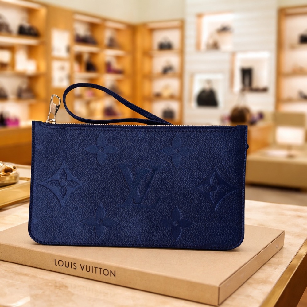 NEW Louis Vuitton Neverfull POCHETTE Navy embossed Monogram Empreinte leather - Picture 16 of 16